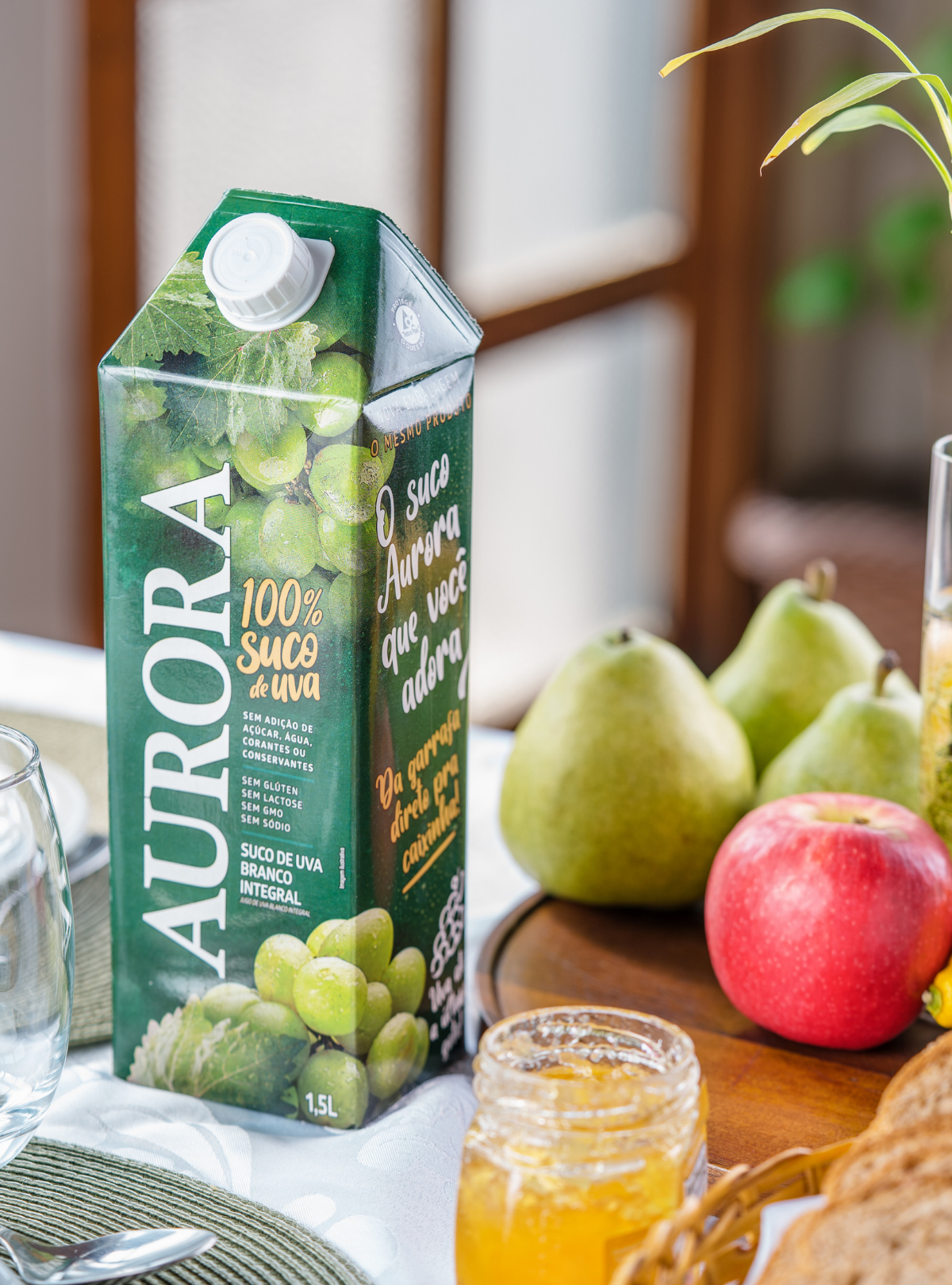 Suco Aurora Integral de Uva Branca Tetra Pak 1,5L